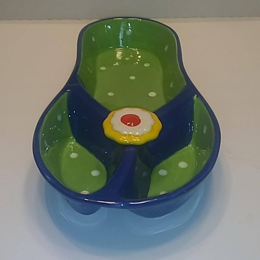 Ceramic serving dish.